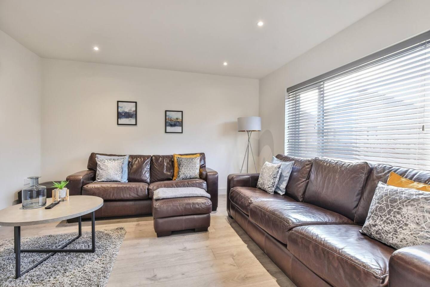 Modern, Cosy Whole House Wifi Close To Attractions Sheffield Exteriér fotografie